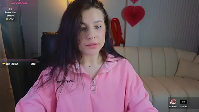 Snapshot of Jenna_Adams_ chatting on February 21, 11:21 pm Jenna Adams online show from February 21, 11:21 pm