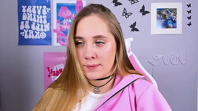 Snapshot of MiaMilas chatting on January 23, 3:05 am MiaMilas online show from January 23, 3:05 am