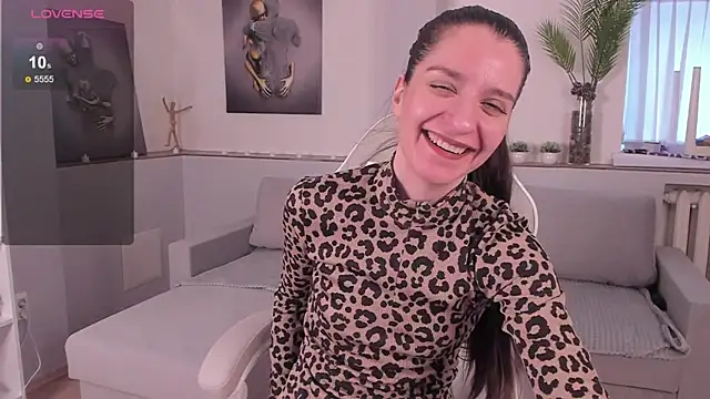 helentasty online show from February 21, 2:06 am