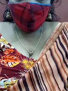 Snapshot of mallu-sumi chatting on February 13, 1:19 am mallu-sumi online show from February 13, 1:19 am