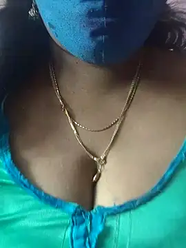 Snapshot of mallu-sumi chatting on October 31, 2:56 am mallu-sumi online show from October 31, 2:56 am