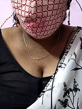 Snapshot of mallu-sumi chatting on November 18, 5:06 pm mallu-sumi online show from November 18, 5:06 pm