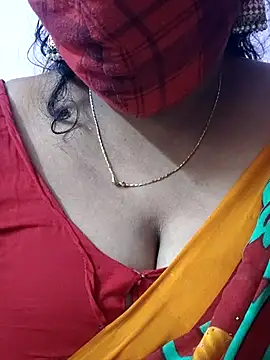 Snapshot of mallu-sumi chatting on December 1, 11:48 am mallu-sumi online show from December 1, 11:48 am