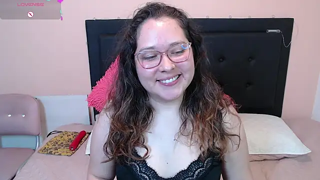 May Carlier online show from February 5, 5:52 am