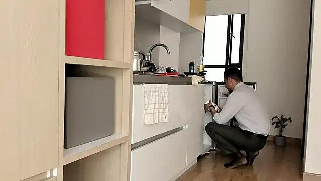 Snapshot of pablo-rincon95 chatting on December 24, 2:33 pm pablo-rincon95 online show from December 24, 2:33 pm