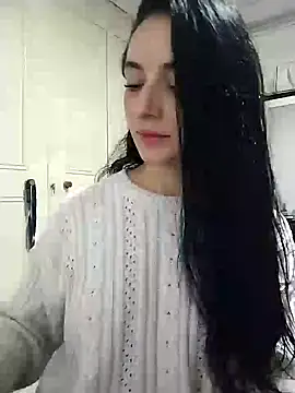 Snapshot of amellie_ros chatting on January 5, 9:47 pm amellie ros online show from January 5, 9:47 pm