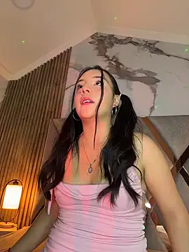 Emily Trujillo online show from June 5, 7:30 pm