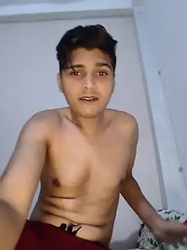 Snapshot of pleasureCan chatting on May 29, 7:01 pm pleasureCan online show from May 29, 7:01 pm