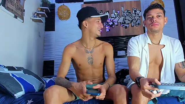 Friendsofeverything  online show from December 15, 1:48 pm