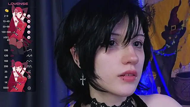 Snapshot of dark_vamp_ chatting on December 7, 12:08 am dark vamp online show from December 7, 12:08 am