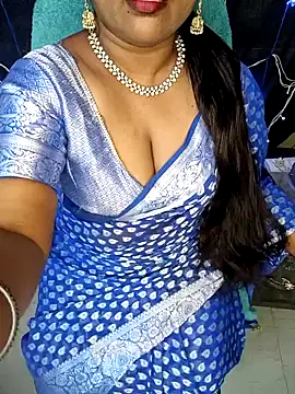 honey-sexy online show from February 2, 7:09 am