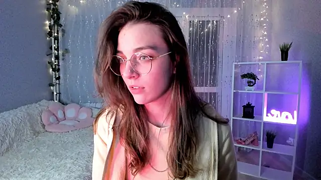 AraCopple online show from December 20, 3:14 am