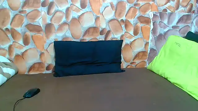 AfricanBigAssxx98 online show from October 4, 10:19 pm