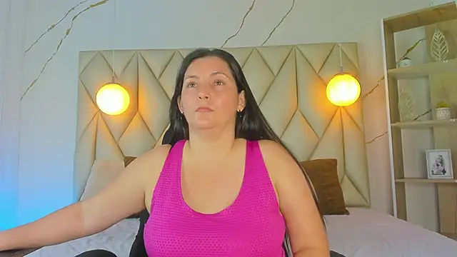 Snapshot of angelswets chatting on November 12, 1:55 pm angelswets online show from November 12, 1:55 pm