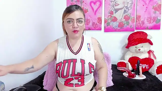 fresahot2024 online show from October 17, 12:47 am