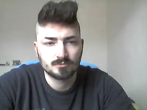 Snapshot of Hkl95555 chatting on December 18, 12:51 pm Hkl95555 online show from December 18, 12:51 pm