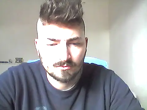 Snapshot of Hkl95555 chatting on December 19, 12:34 pm Hkl95555 online show from December 19, 12:34 pm