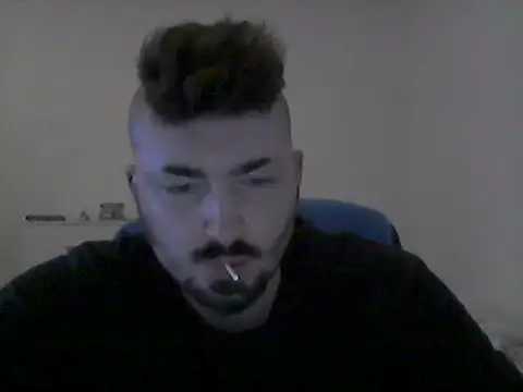 Snapshot of Hkl95555 chatting on November 1, 12:12 am Hkl95555 online show from November 1, 12:12 am