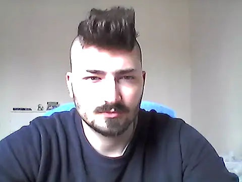 Snapshot of Hkl95555 chatting on November 7, 10:15 am Hkl95555 online show from November 7, 10:15 am