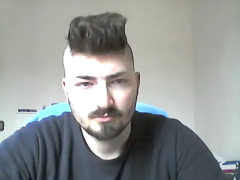 Snapshot of Hkl95555 chatting on December 21, 11:06 am Hkl95555 online show from December 21, 11:06 am