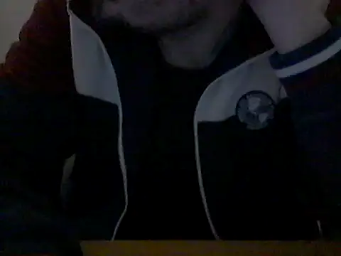 Snapshot of Hkl95555 chatting on January 16, 12:47 am Hkl95555 online show from January 16, 12:47 am