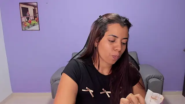 boomsar01 online show from October 19, 3:07 am