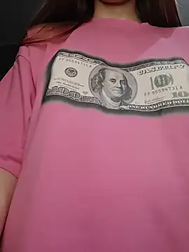 Snapshot of beautiful_angel chatting on February 15, 6:04 pm beautiful angel online show from February 15, 6:04 pm