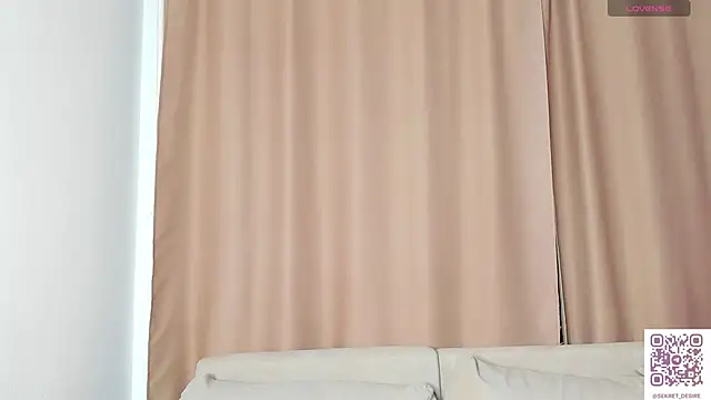 sincere shyness online show from March 16, 11:27 am