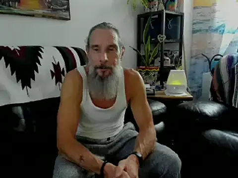 Snapshot of mindphu_k chatting on February 21, 10:15 pm mindphu k online show from February 21, 10:15 pm