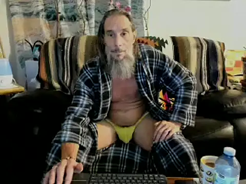 Snapshot of mindphu_k chatting on March 2, 1:15 am mindphu k online show from March 2, 1:15 am