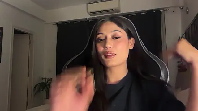 Snapshot of GoddessAnna chatting on March 23, 6:34 pm GoddessAnna online show from March 23, 6:34 pm