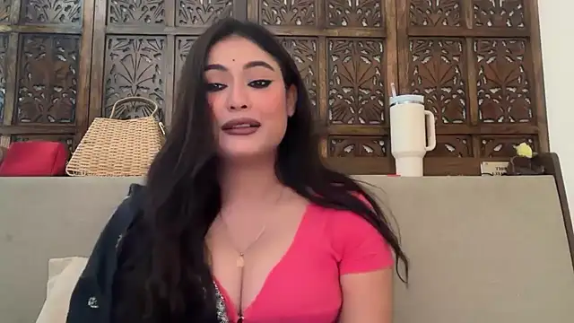 Snapshot of GoddessAnna chatting on May 2, 11:04 am GoddessAnna online show from May 2, 11:04 am