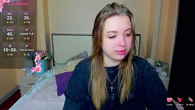 Snapshot of AlexissM chatting on November 25, 9:09 am AlexissM online show from November 25, 9:09 am