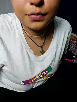 azulzulix online show from February 28, 1:39 am