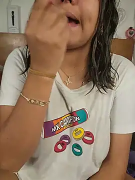 azulzulix online show from July 8, 1:43 am
