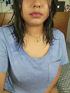azulzulix online show from July 15, 2:17 am