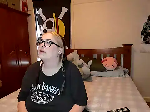 ChubbyBubs online show from February 8, 3:52 am