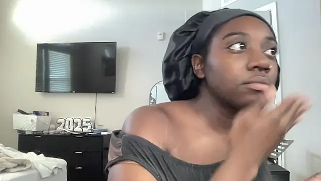 AveryJ99 online show from April 12, 9:09 pm