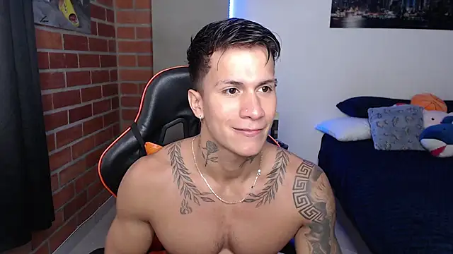 pettergrey1 online show from July 23, 12:47 pm