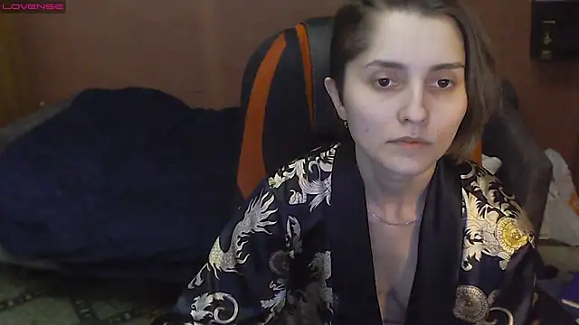 Snapshot of womanstrong78 chatting on March 11, 2:07 pm womanstrong78 online show from March 11, 2:07 pm