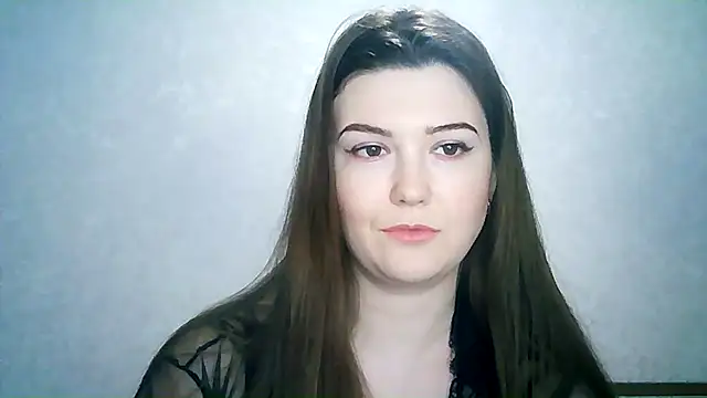 Snapshot of SeductiveTati chatting on December 6, 12:56 am SeductiveTati online show from December 6, 12:56 am