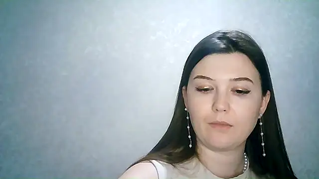 Snapshot of SeductiveTati chatting on January 20, 3:04 am SeductiveTati online show from January 20, 3:04 am