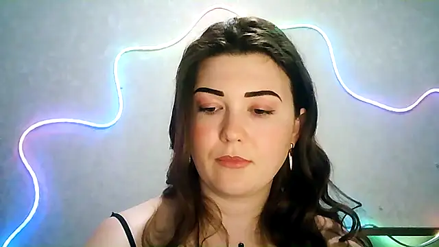 Snapshot of SeductiveTati chatting on September 11, 9:26 pm SeductiveTati online show from September 11, 9:26 pm