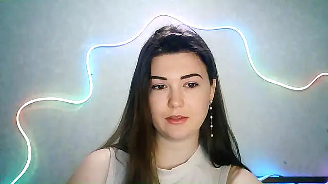 Snapshot of SeductiveTati chatting on September 18, 2:02 am SeductiveTati online show from September 18, 2:02 am