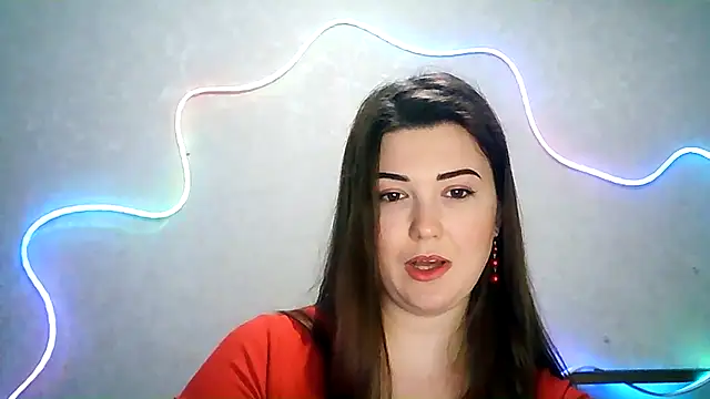 Snapshot of SeductiveTati chatting on September 19, 10:54 pm SeductiveTati online show from September 19, 10:54 pm