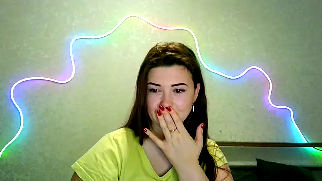 Snapshot of SeductiveTati chatting on October 12, 11:04 pm SeductiveTati online show from October 12, 11:04 pm