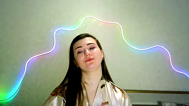 Snapshot of SeductiveTati chatting on December 4, 1:59 am SeductiveTati online show from December 4, 1:59 am