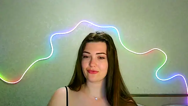 Snapshot of SeductiveTati chatting on June 24, 9:47 pm SeductiveTati online show from June 24, 9:47 pm