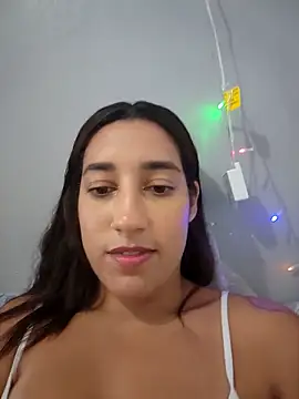 manueladantass1 online show from March 4, 1:50 pm