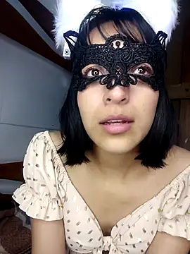 Snapshot of PequeArely chatting on December 20, 7:17 pm PequeArely online show from December 20, 7:17 pm